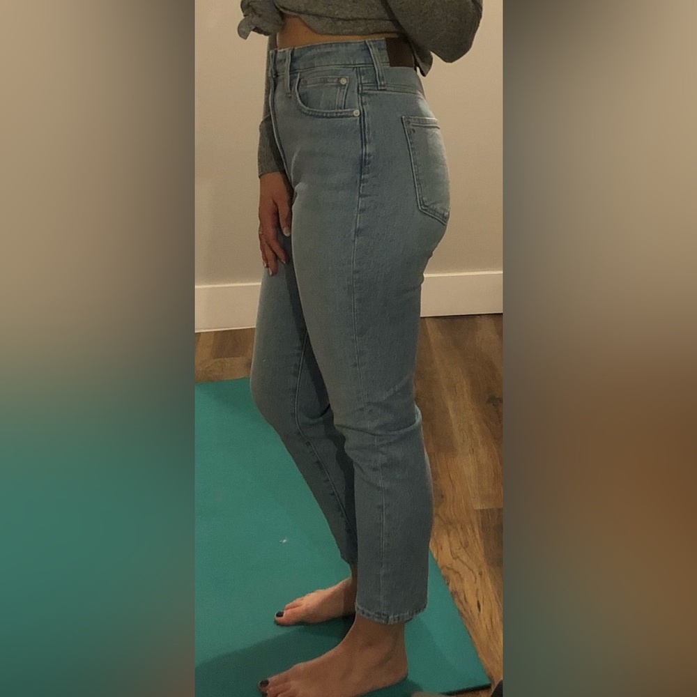 Madewell “The Curvy Perfect Vintage”  Light Blue Denim Jeans